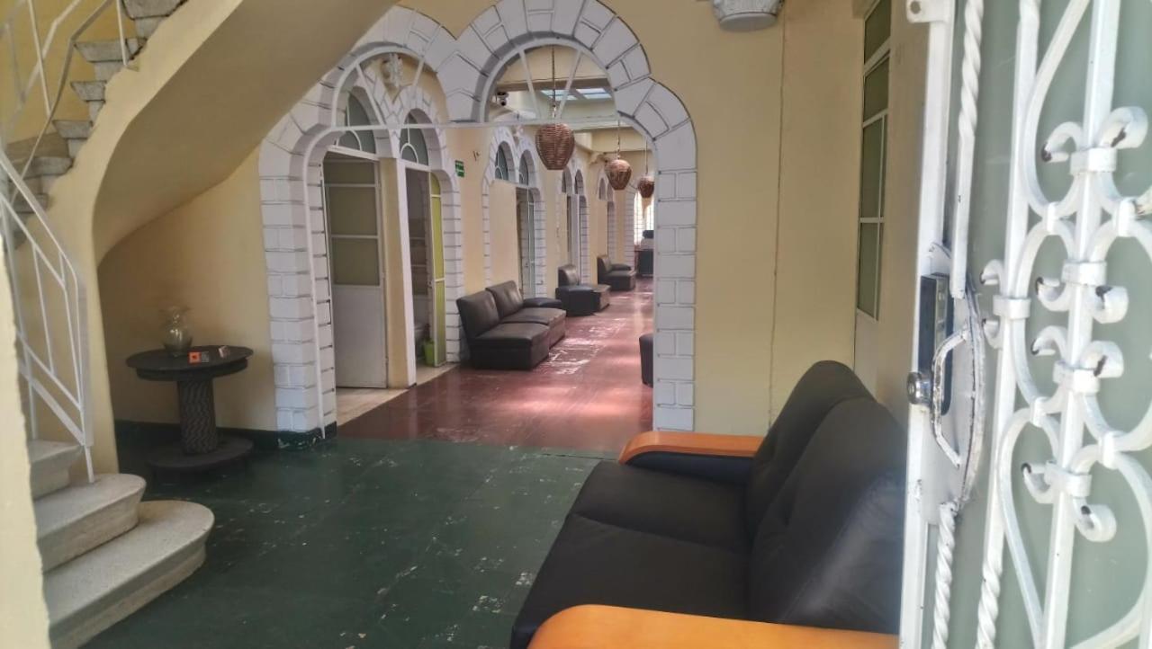 Hostal 307 Пуэбла Экстерьер фото